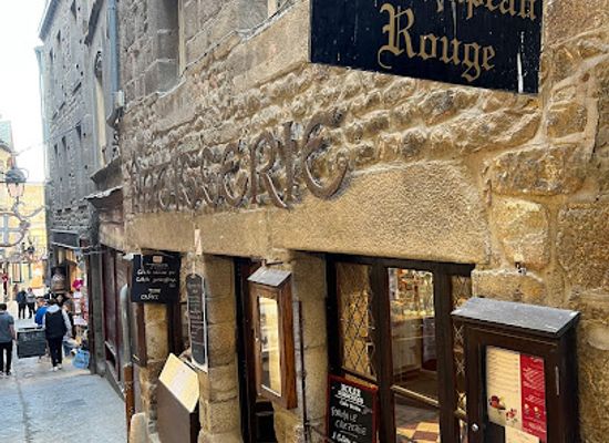 france/mont-saint-michel-bay/bar/le-chapeau-rouge