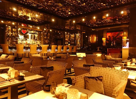 germany/dusseldorf/konigsallee/bar/bar-smokers-lounge