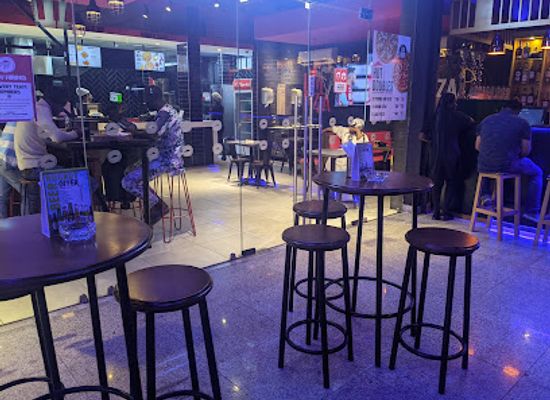 ghana/greater-accra-region/bar/on-the-rocks-bar