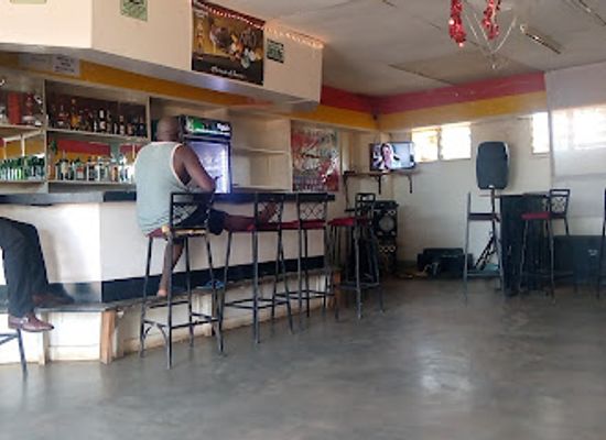 malawi/viphya-mountains/bar/mahala-wipha