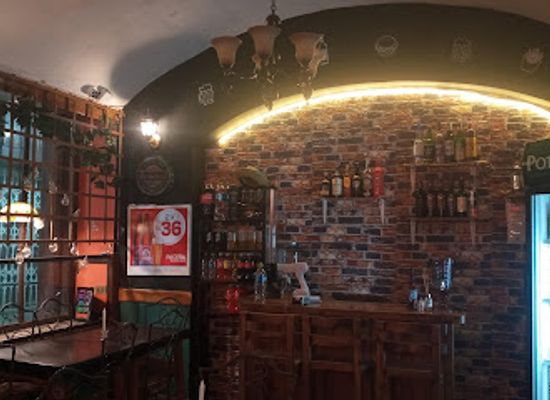bolivia/potosi-highlands/bar/resto-bar-la-taberna-del-chapaco