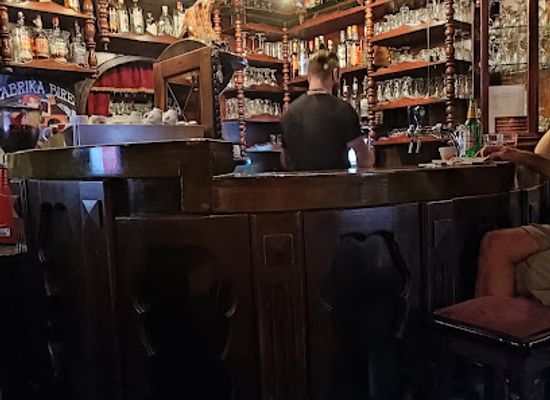 croatia/istria/bar/rock-bar-mimoza