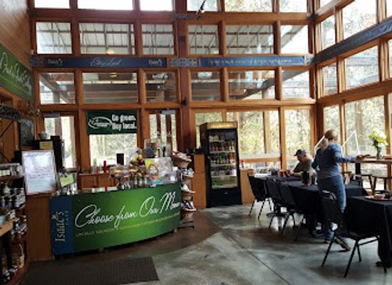 kentucky/bernheim-arboretum-and-research-forest/bar/isaac-s-cafe