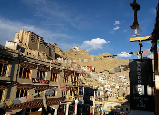 india/leh-ladakh/bar/wanderers-terrace-cafe-leh
