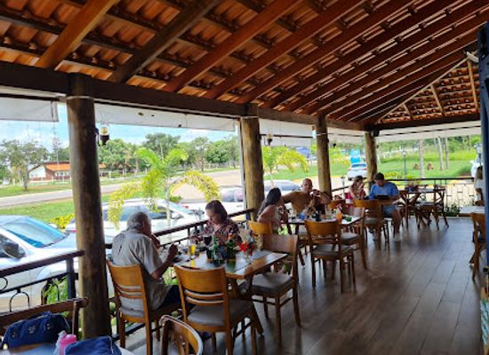 brazil/chapada-dos-guimaraes/bar/emporio-guimaraes