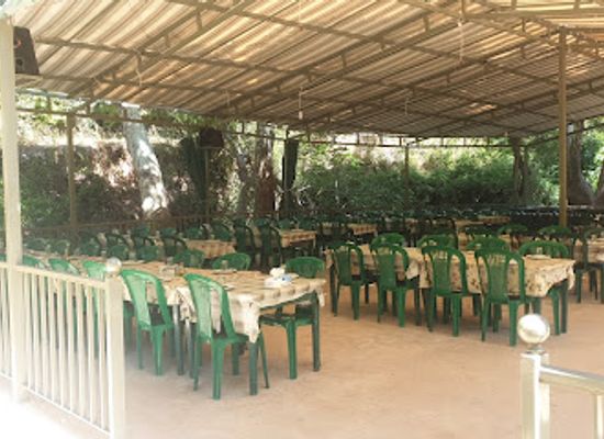 lebanon/bcharre/bar/al-naher-restaurant