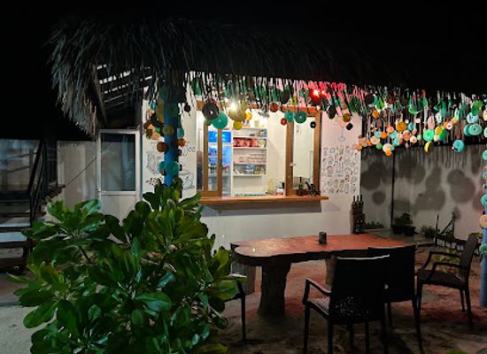 maldives/haa-alif-atoll/bar/deco-bar