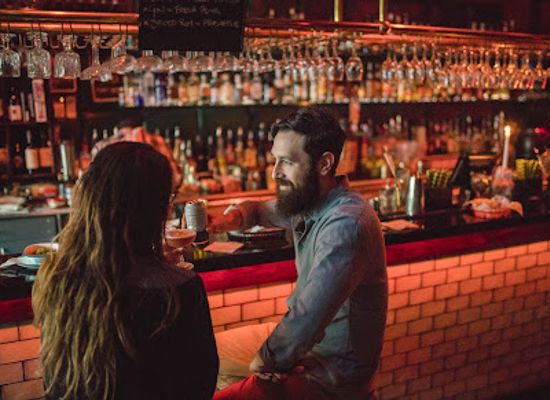 australia/far-west/bar/different-drummer-bar