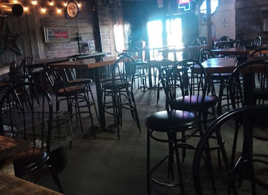 mississippi/the-pine-belt/bar/john-s-bar-grill