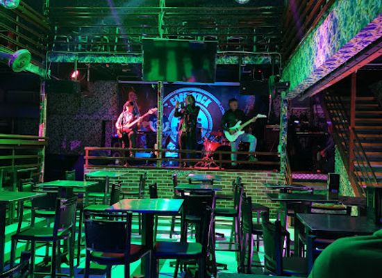 peru/lima/lince/bar/rock-bar-lince
