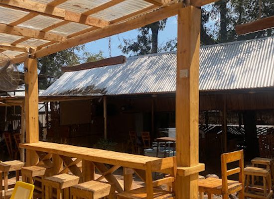 tanzania/kigoma/bar/unique-kitchen