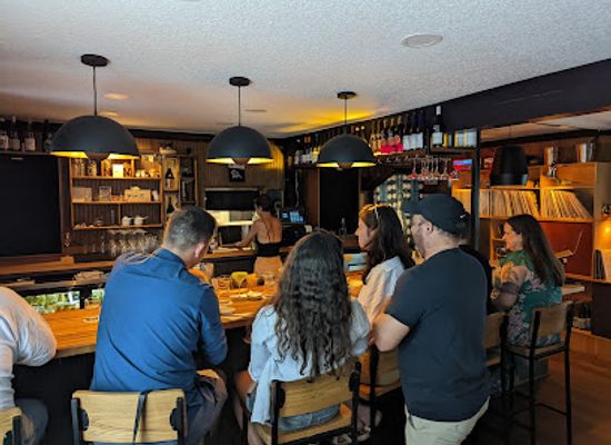 florida/st-petersburg/bar/in-between-days