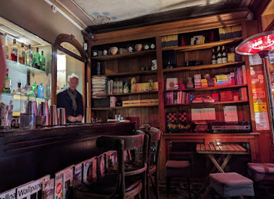 portugal/porto/baixa/bar/livraria-da-baixa