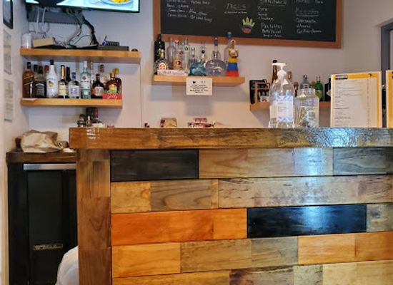 turks-and-caicos-islands/providenciales/bar/banksi-bar-and-restaurant
