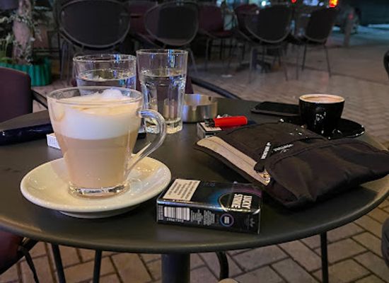 kosovo/lab/bar/cono-lounge-bar