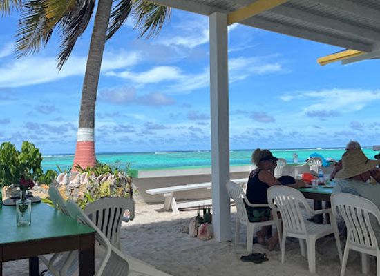 british-virgin-islands/necker-island/bar/cow-wreck
