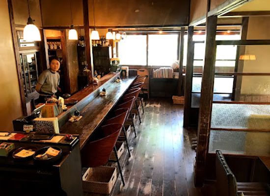 japan/naoshima-island/bar/cafe-salon-nakaoku