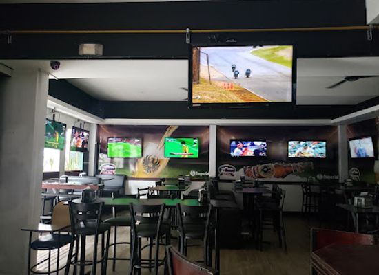 costa-rica/central-valley/bar/chubbs-bar