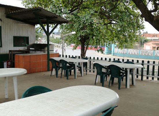 sao-tome-and-principe/neves/bar/a-sombra-da-coleira