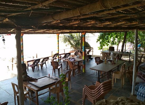 india/gokarna/bar/uma-maheshwar-cafe