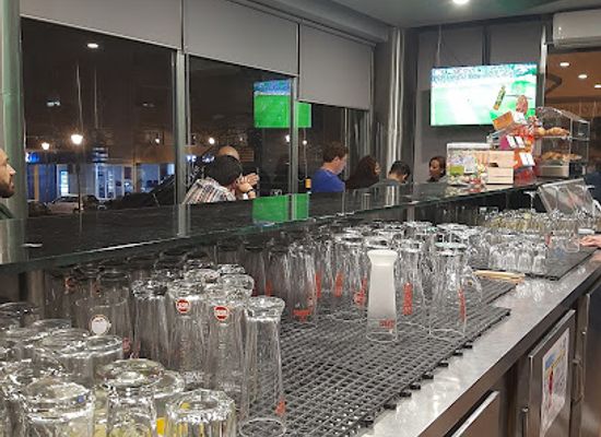 portugal/serra-do-marao/bar/emporio-drinks-food