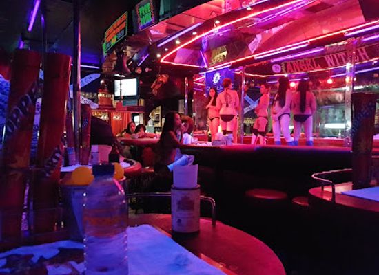 philippines/angeles-city/bar/angel-witch-bar