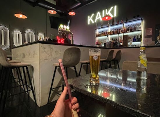 portugal/azores/bar/kaiki-cocktail-bar