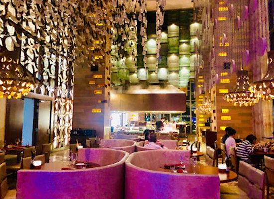 singapore/sentosa-island/bar/skirt-restaurant