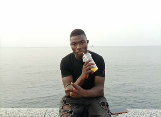 equatorial-guinea/pico-basile/bar/queens-lunch