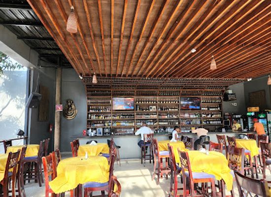 uganda/kampala/bugolobi/bar/thrones-lounge-bar-restaurant