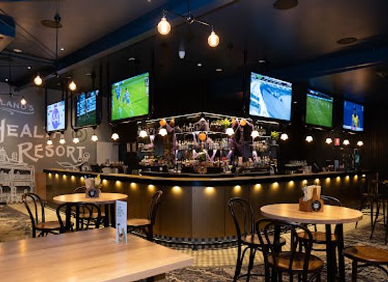australia/darling-downs/bar/blue-mountain-hotel