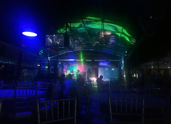 nigeria/north-central/bar/de-hive-abuja