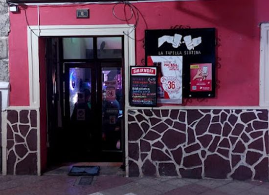 bolivia/potosi/plaza-10-de-noviembre/bar/bar-tapilla-sixtina