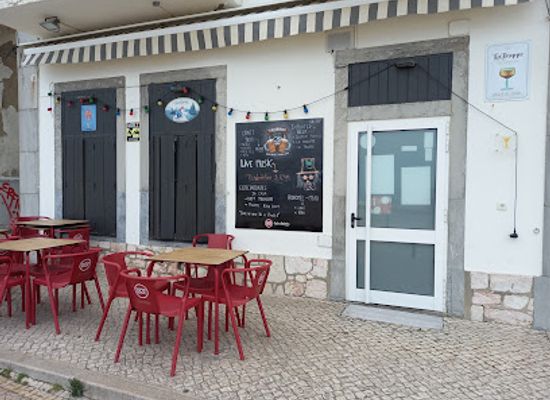 portugal/nazare/bar/o-calabouco-bla-bla-bar