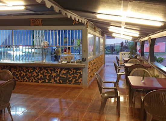 guyana/cuyuni-mazaruni/bar/m-d-travellers-resturant-and-bar