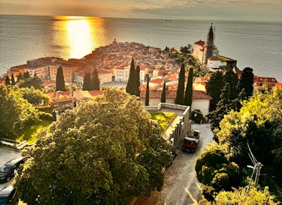 slovenia/piran/bar/bar-pod-obzidjem