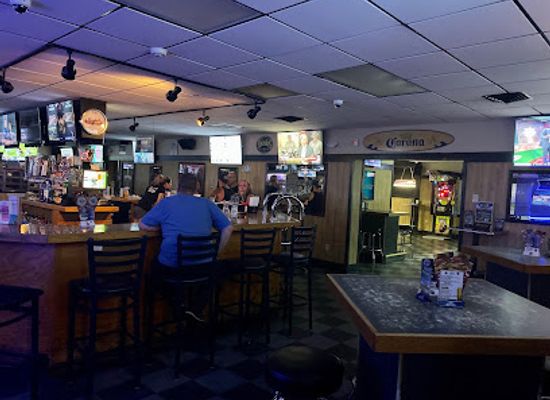 connecticut/new-britain/bar/elmer-s-place-great-oak-s-restaurant