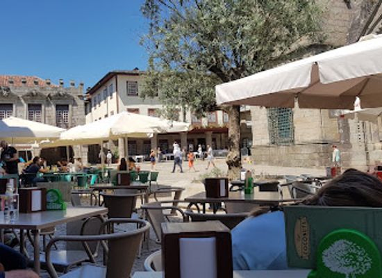 portugal/guimaraes/bar/salado-bar