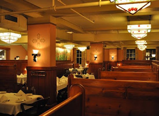 oregon/washington-county/bar/mcmenamins-black-rabbit-restaurant