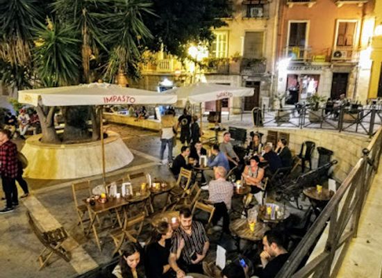 italy/sardinia/bar/moonshine