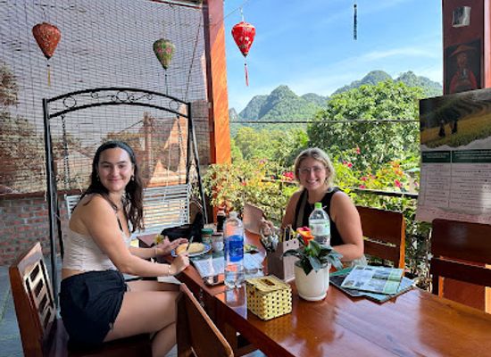 vietnam/phong-nha-ke-bang-national-park/bar/cozy-cafe