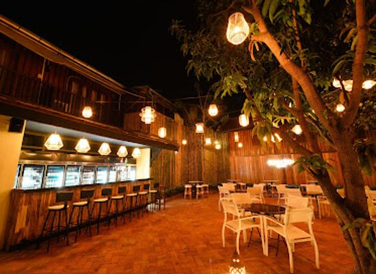 laos/xieng-khouang-plateau/bar/balance-beer-luang-prabang