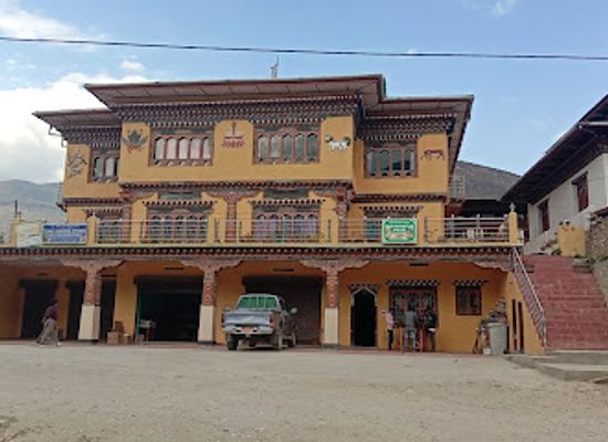 bhutan/wangdue-phodrang/bar/pemaling-restaurant-and-bar-som