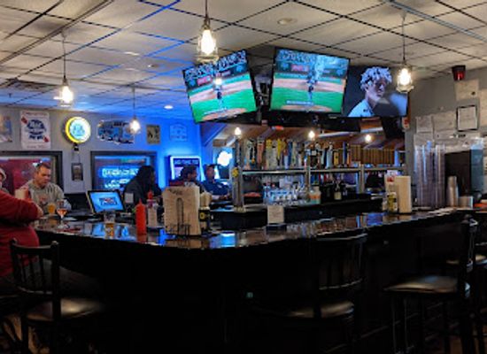 massachusetts/berkshires/bar/hangar-pub-and-grill-of-pittsfield