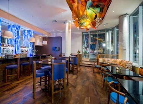 maine/southern-maine-coast/bar/glass-lounge-at-the-hyatt-place