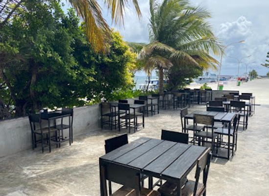 maldives/huraa/bar/the-harbor