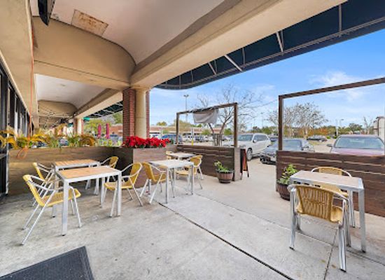 texas/sugar-land/bar/the-lounge-at-six