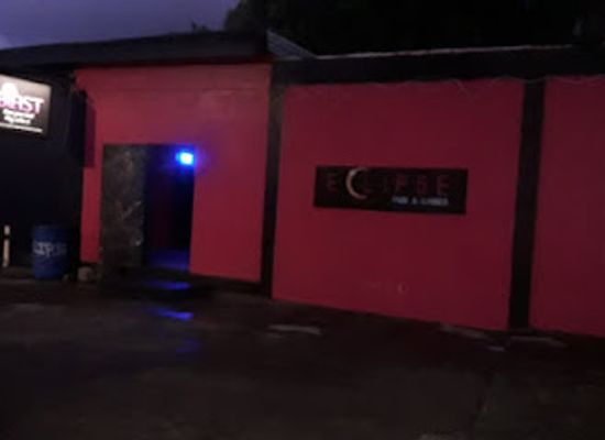 dominica/saint-george/bar/eclipse-pub-games