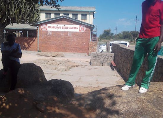 zimbabwe/bulawayo/bar/mandlovu-beer-garden