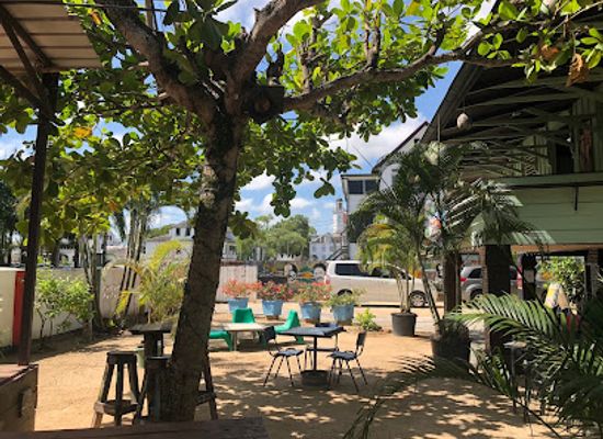 suriname/tafelberg-nature-reserve/bar/zus-zo